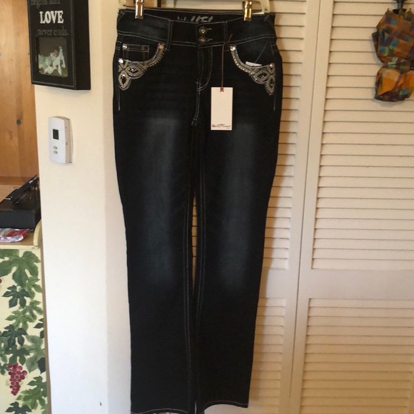 Wallflower Denim - Wallflower Sz3 Luscious Curvy Boot up Jean's NWT